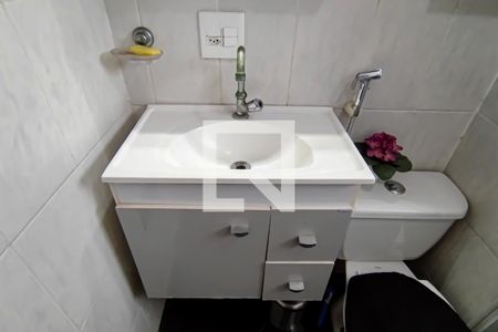 banheiro de apartamento à venda com 1 quarto, 39m² em Taquara, Rio de Janeiro