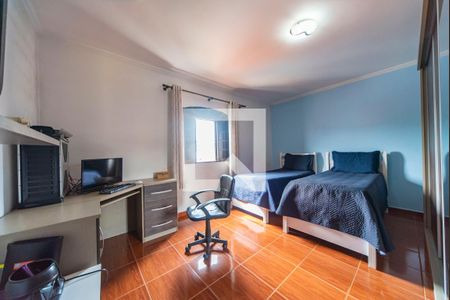 Casa à venda com 380m², 3 quartos e 6 vagas Casa à venda com 380m², 3 quartos e 6 vagasQuarto 3