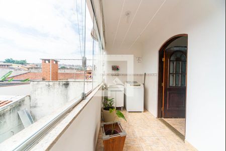 Casa à venda com 380m², 3 quartos e 6 vagas Casa à venda com 380m², 3 quartos e 6 vagasÁrea de Serviço