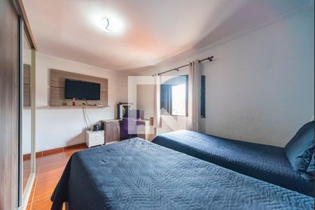 Casa à venda com 380m², 3 quartos e 6 vagas Casa à venda com 380m², 3 quartos e 6 vagasQuarto 3