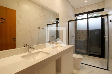 Banheiro da Suíte 1 de casa de condomínio para alugar com 3 quartos, 200m² em  Jardim Residencial Vicente de Moraes , Sorocaba
