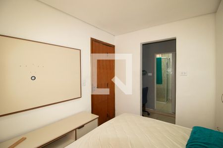 Quarto 1 de casa para alugar com 3 quartos, 70m² em Socorro, São Paulo