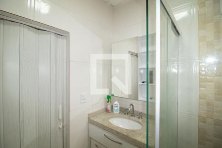 Banheiro da Suíte 1 de casa para alugar com 3 quartos, 70m² em Socorro, São Paulo