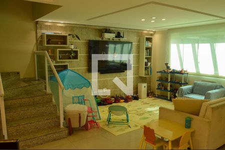 Sala de casa à venda com 3 quartos, 200m² em Taquara , Rio de Janeiro