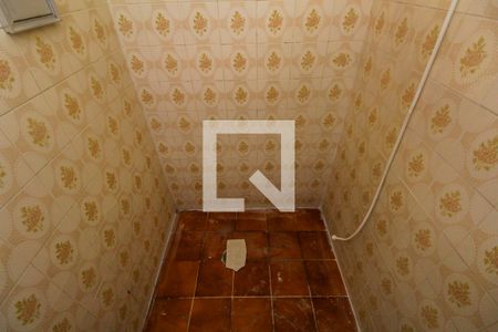 Banheiro de casa para alugar com 1 quarto, 60m² em Vila Antonieta, São Paulo
