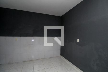 Quarto de casa para alugar com 1 quarto, 60m² em Vila Antonieta, São Paulo