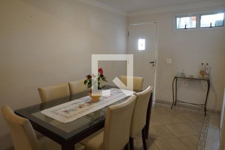 Sala de casa de condomínio para alugar com 4 quartos, 135m² em Parque Munhoz, São Paulo
