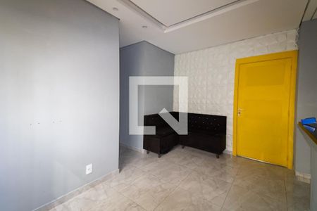 Sala de apartamento para alugar com 2 quartos, 41m² em Vila Ema, São Paulo