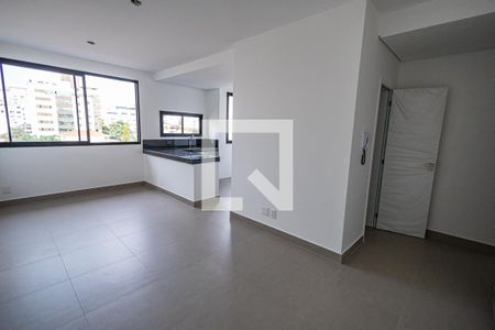 Sala de apartamento à venda com 2 quartos, 68m² em Padre Eustáquio, Belo Horizonte