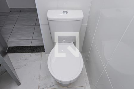 Lavabo de casa para alugar com 3 quartos, 143m² em Parque Sao Luis, São Paulo