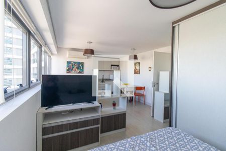 Sala/Quarto de apartamento para alugar com 1 quarto, 34m² em Centro, Curitiba