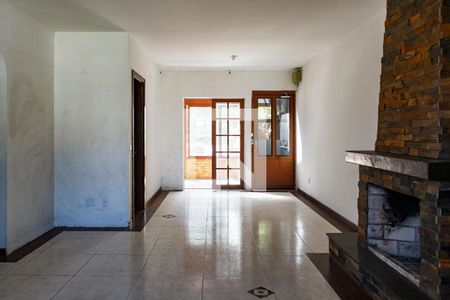 Casa à venda com 240m², 3 quartos e 3 vagasSala