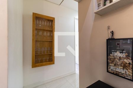 Corredor de apartamento para alugar com 3 quartos, 63m² em Jardim Celeste, São Paulo