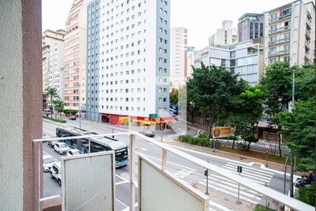 Varanda da Sala/Quarto de kitnet/studio para alugar com 1 quarto, 40m² em Bela Vista, São Paulo