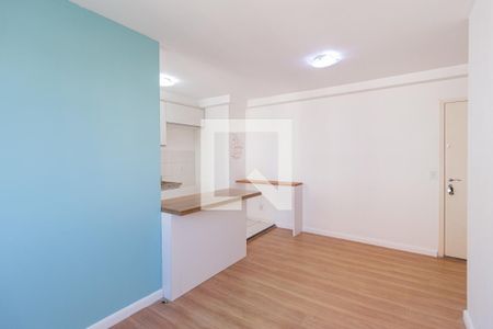 Sala de apartamento para alugar com 2 quartos, 45m² em Vila da Oportunidade, Carapicuíba