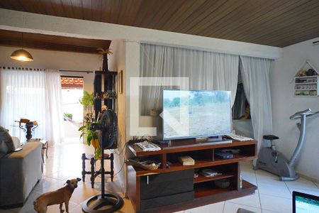 Sala de casa para alugar com 3 quartos, 42m² em Morro das Pedras, Florianópolis