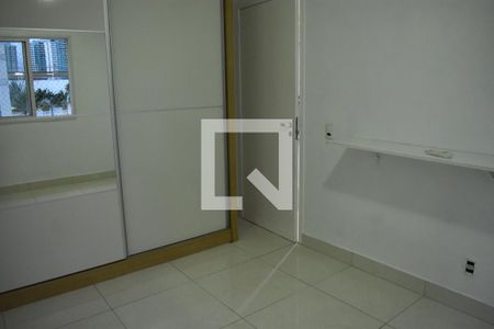 Quarto de apartamento para alugar com 2 quartos, 45m² em Lote 8, Brasília