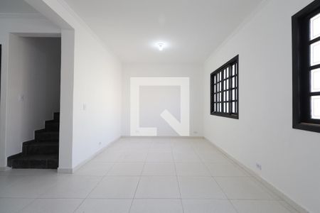Sala de casa à venda com 3 quartos, 128m² em Vila Eldízia, Santo André