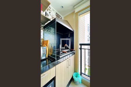 Varanda Gourmet de apartamento à venda com 2 quartos, 69m² em Jardim Flor da Montanha, Guarulhos