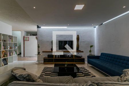 Sala de TV de casa de condomínio para alugar com 2 quartos, 252m² em Parque dos Lagos, Mogi das Cruzes