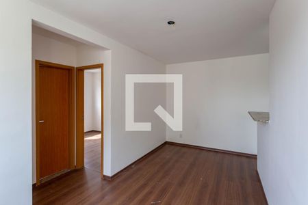 Sala de apartamento à venda com 2 quartos, 43m² em Cabral, Contagem