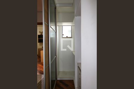 Casa à venda com 210m², 3 quartos e 6 vagas Casa à venda com 210m², 3 quartos e 6 vagasCloset da suíte 3