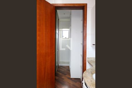 Casa à venda com 210m², 3 quartos e 6 vagas Casa à venda com 210m², 3 quartos e 6 vagasBanheiro da Suíte 3