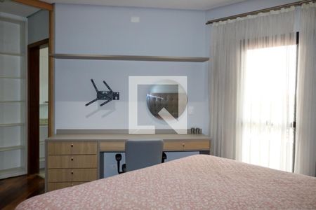 Casa à venda com 210m², 3 quartos e 6 vagas Casa à venda com 210m², 3 quartos e 6 vagasSuíte 3