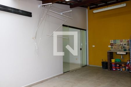 Casa à venda com 210m², 3 quartos e 6 vagas Casa à venda com 210m², 3 quartos e 6 vagasÁrea Gourmet