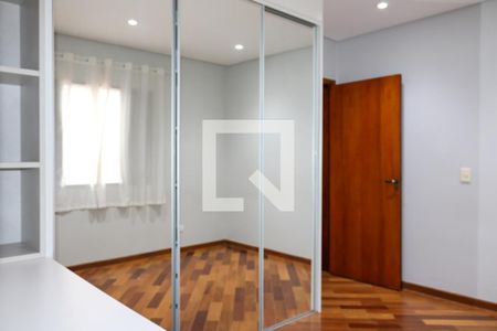 Casa à venda com 210m², 3 quartos e 6 vagas Casa à venda com 210m², 3 quartos e 6 vagasSuíte 1