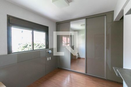 Quarto 2 de apartamento à venda com 2 quartos, 58m² em Santo Antônio, Belo Horizonte