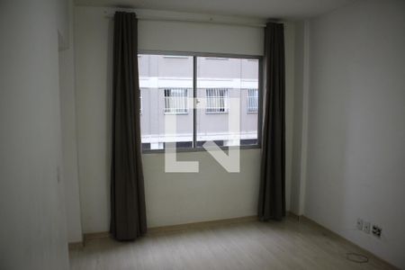 Sala de apartamento à venda com 2 quartos, 80m² em Parque Maracana, Contagem