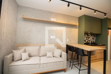 Sala, mesa e cadeiras  de apartamento para alugar com 1 quarto, 25m² em Vila Olímpia, São Paulo