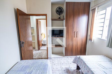 Quarto 2 de apartamento para alugar com 2 quartos, 70m² em Jardim Atlântico, Belo Horizonte