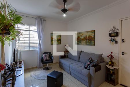Sala de apartamento à venda com 3 quartos, 76m² em Padre Eustáquio, Belo Horizonte