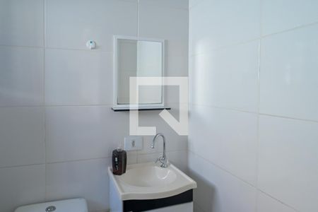 Banheiro de kitnet/studio para alugar com 1 quarto, 18m² em Vila Maria, São Paulo
