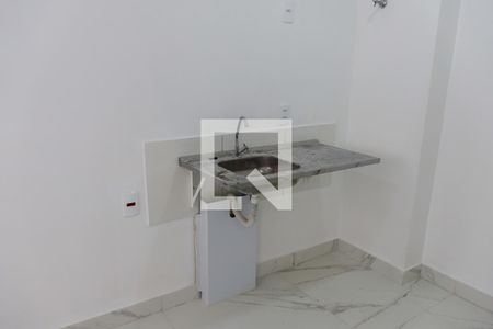 Cozinha de apartamento para alugar com 1 quarto, 25m² em Bonfim, Osasco