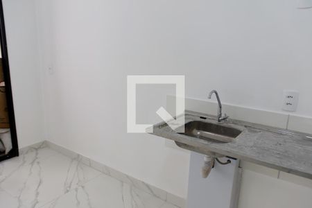 Cozinha de apartamento para alugar com 1 quarto, 25m² em Bonfim, Osasco