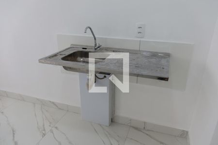 Cozinha de apartamento para alugar com 1 quarto, 25m² em Bonfim, Osasco