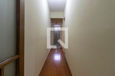Corredor para os quartos de apartamento à venda com 2 quartos, 80m² em Vila Olímpia, São Paulo