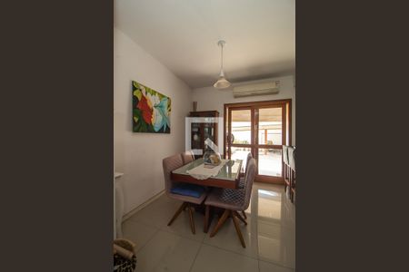 Cozinha de casa à venda com 3 quartos, 142m² em Hípica, Porto Alegre