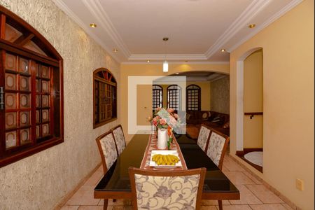 Sala de Jantar de casa à venda com 3 quartos, 300m² em Parque Terra Nova Ii, São Bernardo do Campo