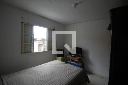 Quarto 2 de casa para alugar com 2 quartos, 67m² em Interlagos, São Paulo