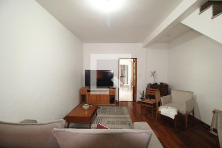 Sala   de casa à venda com 5 quartos, 151m² em Jardim Danfer, São Paulo