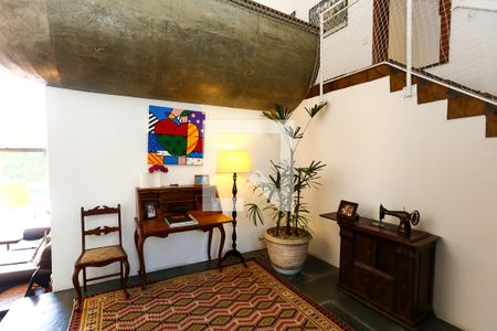 Hall de entrada de casa à venda com 3 quartos, 400m² em Jardim Leonor, São Paulo