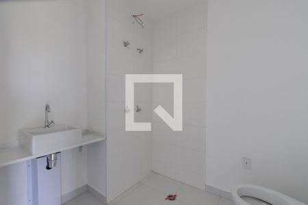 Banheiro de kitnet/studio à venda com 1 quarto, 28m² em Santo Amaro, São Paulo