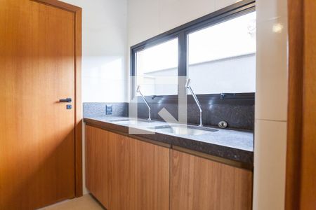 Apartamento à venda com 494m², 4 quartos e 4 vagas Apartamento à venda com 494m², 4 quartos e 4 vagasÁrea de Serviço