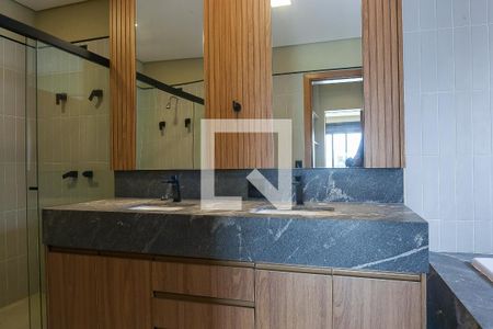 Apartamento à venda com 494m², 4 quartos e 4 vagas Apartamento à venda com 494m², 4 quartos e 4 vagasbanhiero suite master