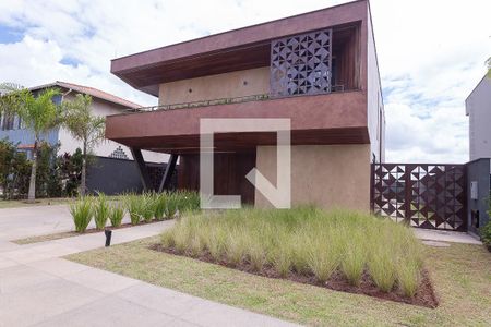 Apartamento à venda com 494m², 4 quartos e 4 vagas Apartamento à venda com 494m², 4 quartos e 4 vagasFachada