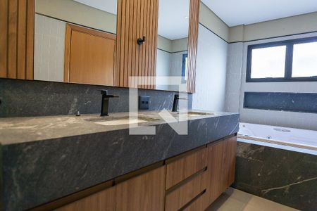 Apartamento à venda com 494m², 4 quartos e 4 vagas Apartamento à venda com 494m², 4 quartos e 4 vagasbanhiero suite master